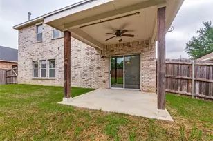 5891 Candlelight Ln, Grand Prairie, TX 75052 - Photo 23