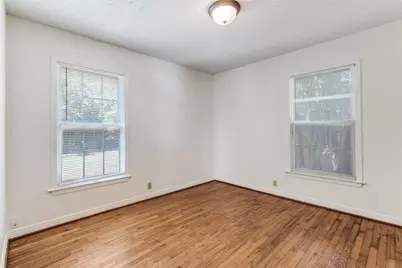 6523 Santa Fe Avenue, Dallas, TX 75223 - Photo 9