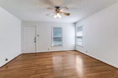 6523 Santa Fe Avenue, Dallas, TX 75223 - Photo 3