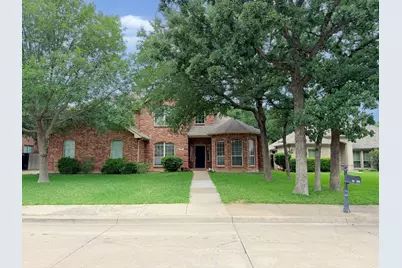 216 Flagstone Drive, Burleson, TX 76028 - Photo 3