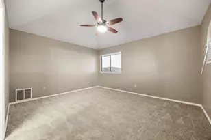 2060 Arbor Creek Dr, Carrollton, TX 75010 - Photo 15
