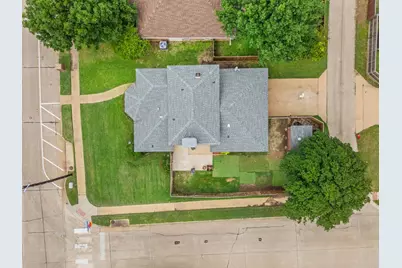 2060 Arbor Creek Drive #B, Carrollton, TX 75010 - Photo 29