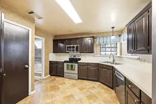 2060 Arbor Creek Dr, Carrollton, TX 75010 - Photo 23