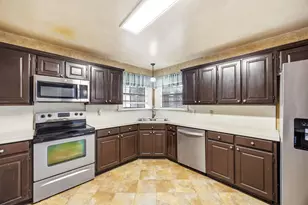 2060 Arbor Creek Dr, Carrollton, TX 75010 - Photo 19