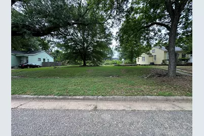 123 E Prospect Street, Shreveport, LA 71104 - Photo 1