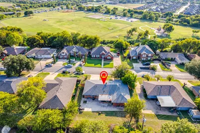 7501 Trimble Drive, Fort Worth, TX 76134 - Photo 3