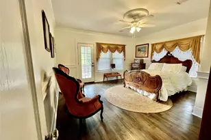 506 W Baylor St, Ennis, TX 75119 - Photo 13