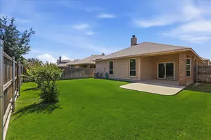 1405 Castlegar Ln, Fort Worth, TX 76247 - Photo 19