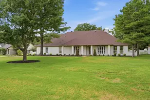 105 Meadow Oak Ct, Double Oak, TX 75077 - Photo 3
