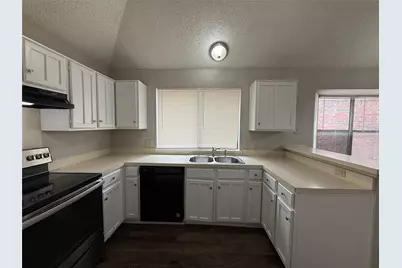 1715 Highgate Place, Garland, TX 75044 - Photo 9
