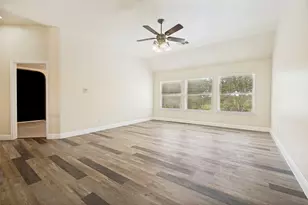 2471 Somervell Tr, Grand Prairie, TX 75052 - Photo 17