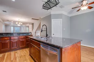 3951 N Hall St, Dallas, TX 75219 - Photo 17