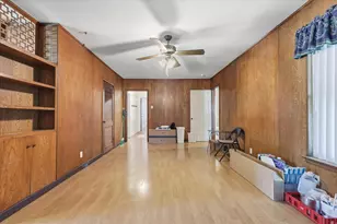 1111 Willow St, Grand Prairie, TX 75050 - Photo 7