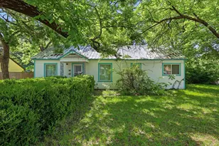 1111 Willow St, Grand Prairie, TX 75050 - Photo 5