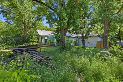 1111 Willow Street, Grand Prairie, TX 75050 - Photo 23