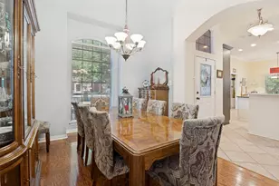 412 Hideaway Ct, Euless, TX 76039 - Photo 3