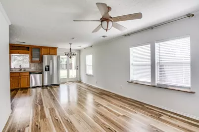 508 N Pine Street, Roanoke, TX 76262 - Photo 5