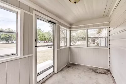 508 N Pine Street, Roanoke, TX 76262 - Photo 3