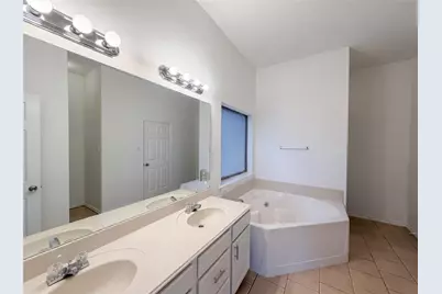 4617 Deal Drive, Fort Worth, TX 76135 - Photo 11