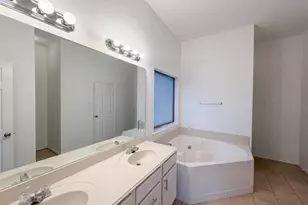 4617 Deal Dr, Fort Worth, TX 76135 - Photo 11