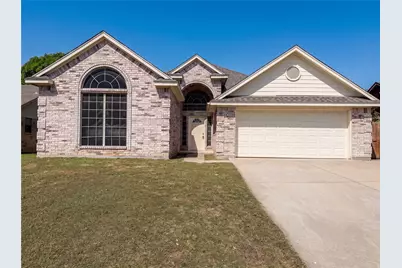 4617 Deal Drive, Fort Worth, TX 76135 - Photo 1