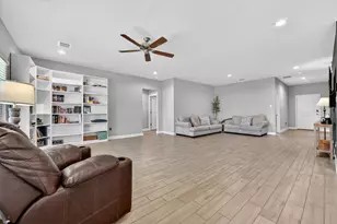 305 Sadie Ln, Burleson, TX 76028 - Photo 21