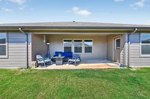 305 Sadie Ln, Burleson, TX 76028 - Photo 33