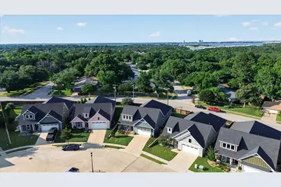 1018 Meadow Bend Loop N, Grapevine, TX 76051 - Photo 37
