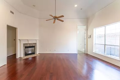 5019 Pershing Avenue, Fort Worth, TX 76107 - Photo 7