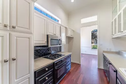 5019 Pershing Avenue, Fort Worth, TX 76107 - Photo 13