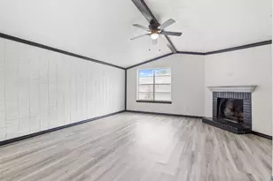 2802 Spring Valley Dr, Bedford, TX 76021 - Photo 13