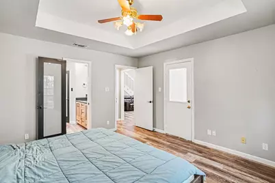 4917 Rockford Court, Arlington, TX 76017 - Photo 9