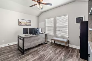 8003 Scott Ln, Greenville, TX 75402 - Photo 11