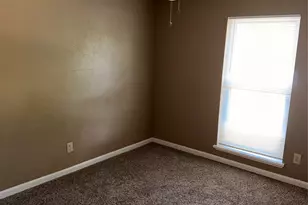4625 Chalk Ct, Grand Prairie, TX 75052 - Photo 17