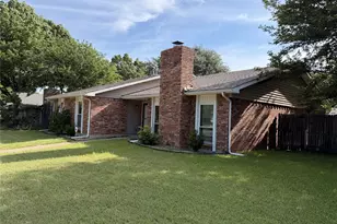 4625 Chalk Ct, Grand Prairie, TX 75052 - Photo 3