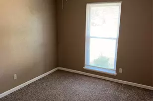 4625 Chalk Ct, Grand Prairie, TX 75052 - Photo 19