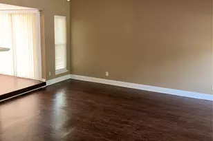4625 Chalk Ct, Grand Prairie, TX 75052 - Photo 5