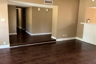 4625 Chalk Ct, Grand Prairie, TX 75052 - Photo 7