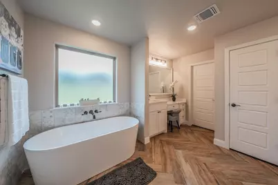 112 Oaks Springs Lane, Weatherford, TX 76087 - Photo 17