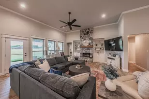 112 Oaks Spgs Ln, Weatherford, TX 76087 - Photo 15
