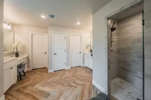 112 Oaks Spgs Ln, Weatherford, TX 76087 - Photo 19
