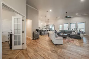 112 Oaks Spgs Ln, Weatherford, TX 76087 - Photo 11