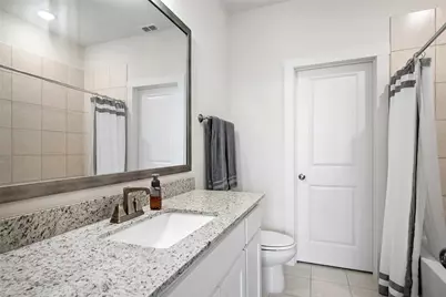 536 Ballustrade Drive, Irving, TX 75039 - Photo 25