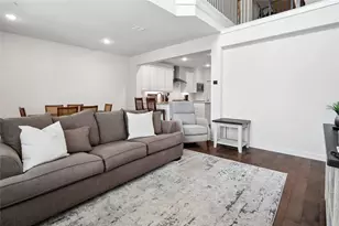 536 Ballustrade Dr, Irving, TX 75039 - Photo 9