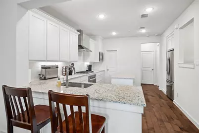 536 Ballustrade Drive, Irving, TX 75039 - Photo 11