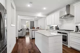 536 Ballustrade Dr, Irving, TX 75039 - Photo 15