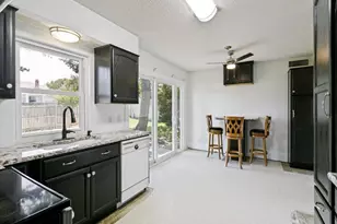 1706 Acorn Dr, Euless, TX 76039 - Photo 13