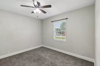 1613 Dale Place, Irving, TX 75061 - Photo 17