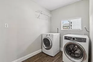 1613 Dale Pl, Irving, TX 75061 - Photo 21