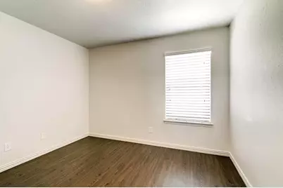 2708 Livingston Avenue, Fort Worth, TX 76110 - Photo 11